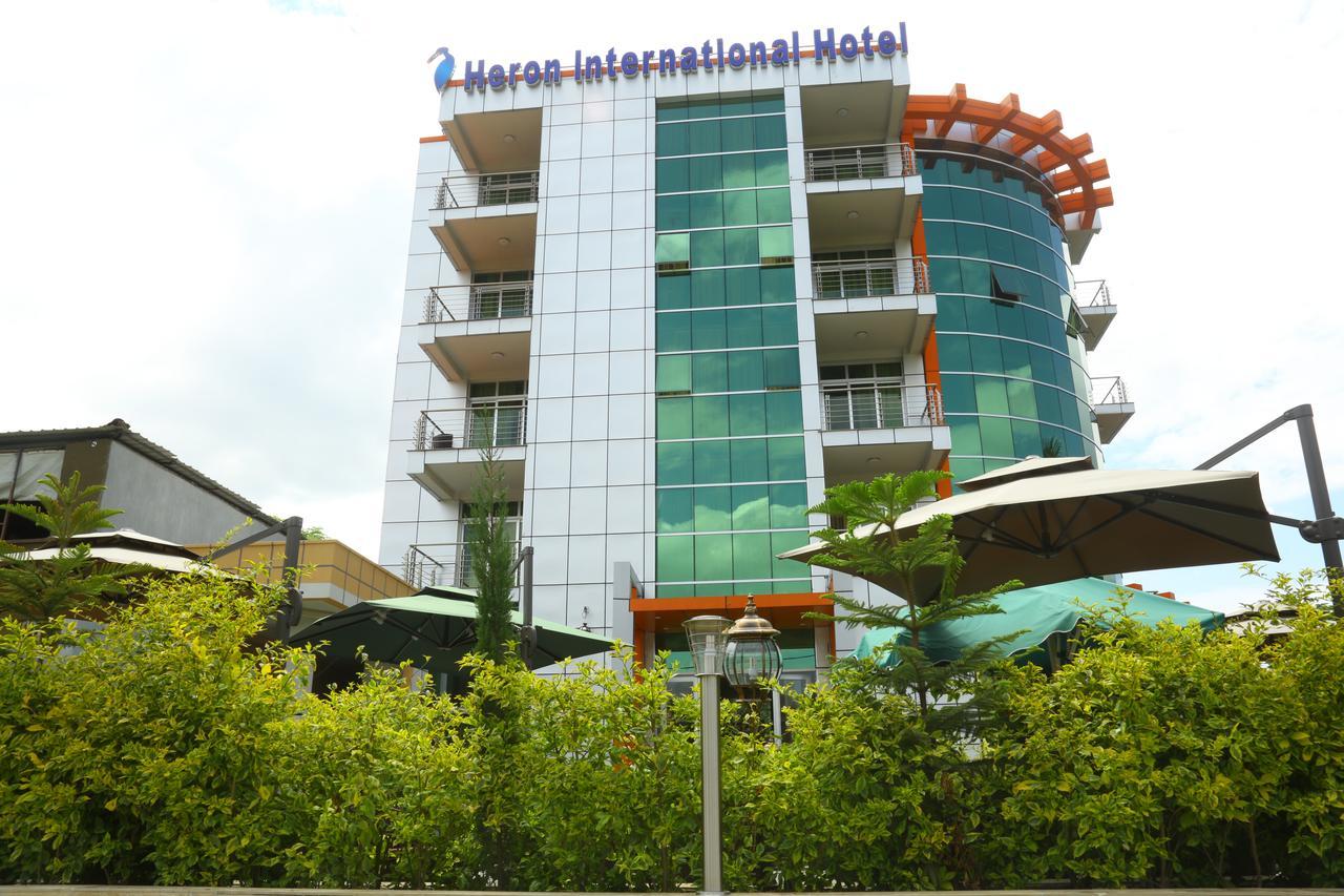 Heron Hotel Auasa Zewnętrze zdjęcie